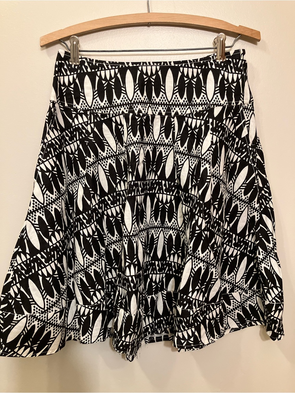 H&M Black & White Printed Skater Skirt